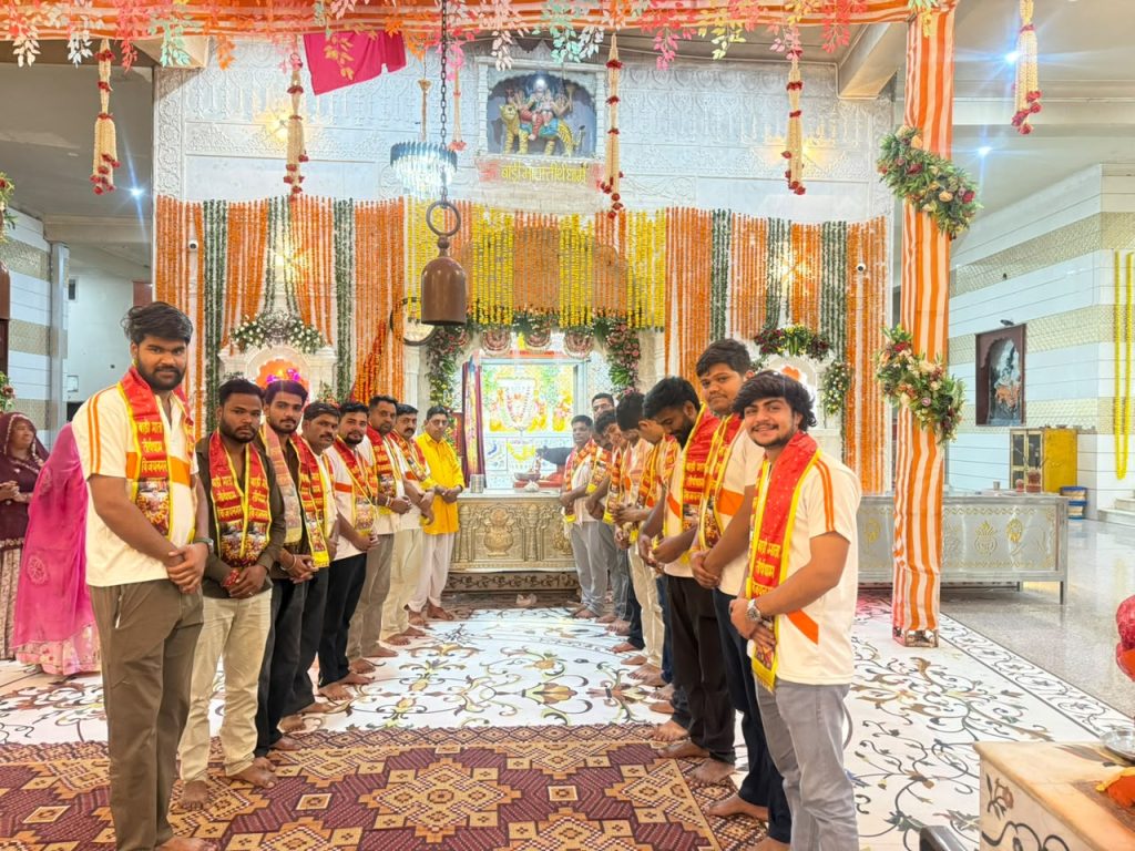 Devotees Reached The Court Of Bari Mata Ji By Walking From Bandanwada 1024x768