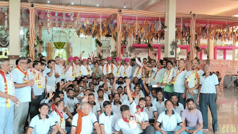 flag of badi mata ji offered by rswm